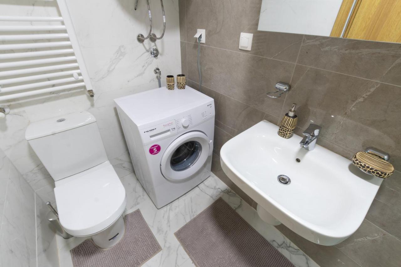 Modern ǀ 1 Bedroom ǀ Wifi สโกเปีย ภายนอก รูปภาพ